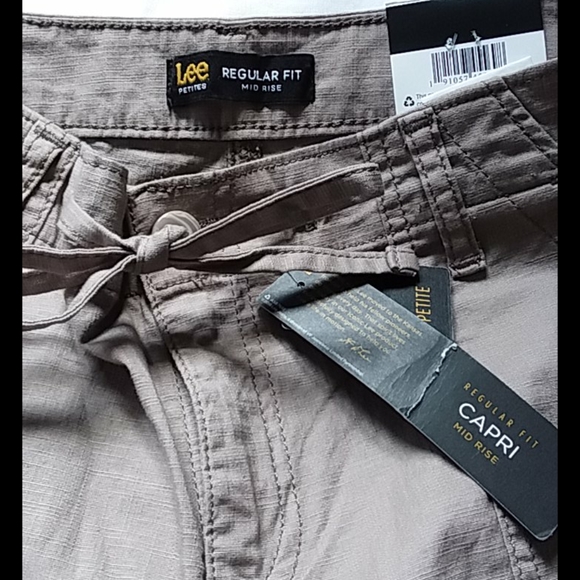 NWT Lee Capris - Picture 10 of 13